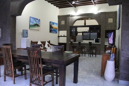 The Catur Villa Семиняк Екстериор снимка